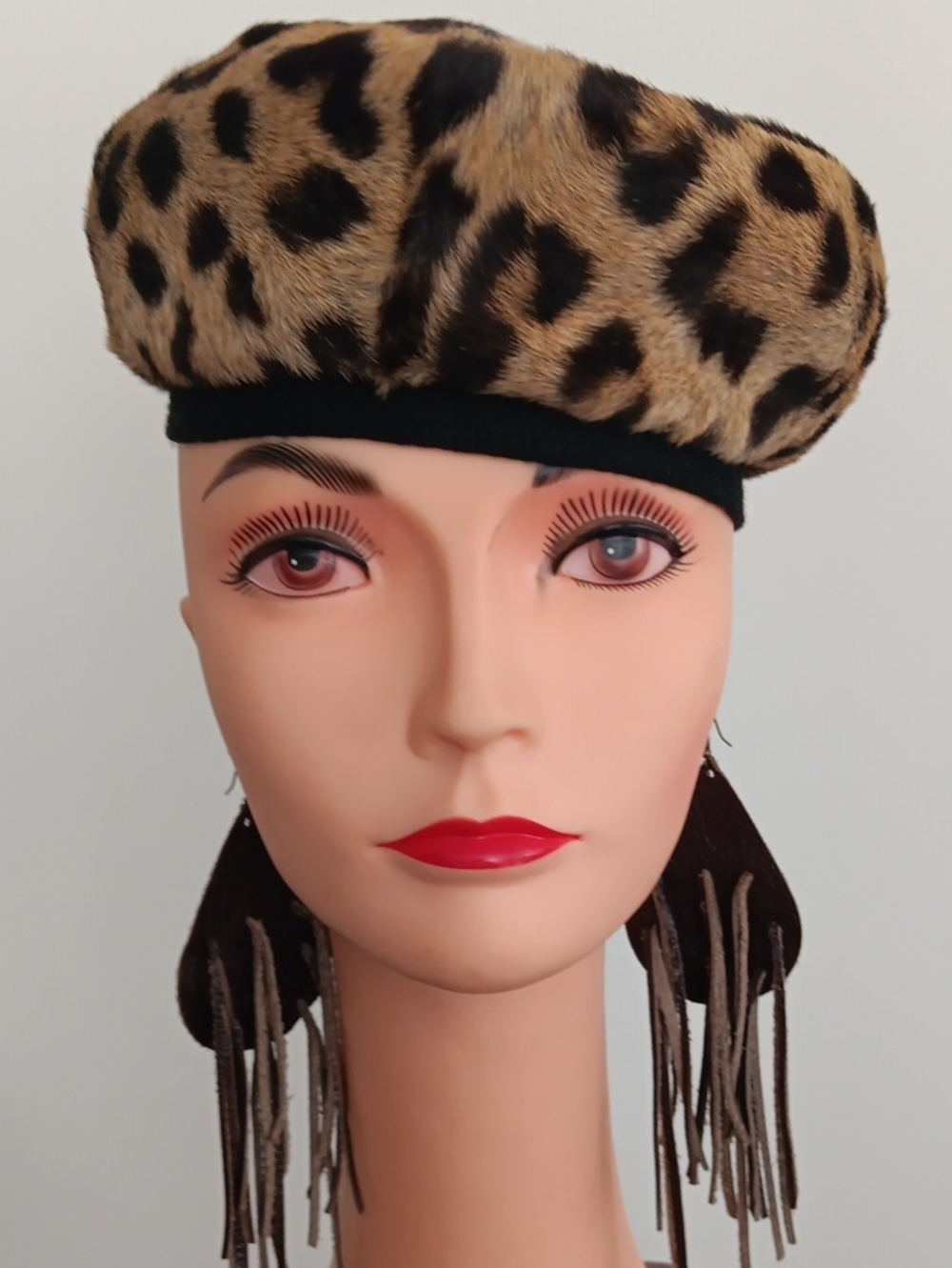 Leopard Print Leopord Fur Beret - Brown/Black